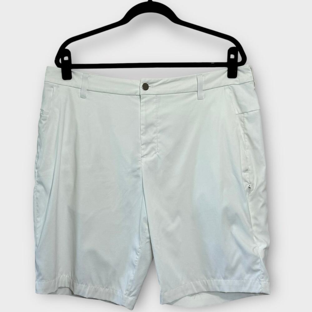 Men's Lululemon Commission Golf Short 10" white size 38